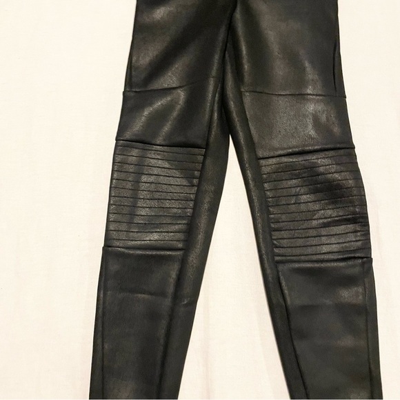 Dynamite Black Faux Leather Leggings Size XS - Picture 3 of 16